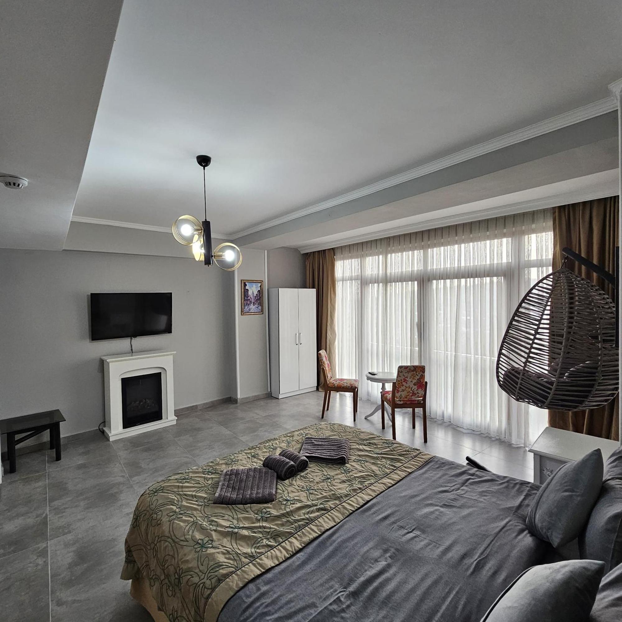 Bude Ortakoey Hotel *