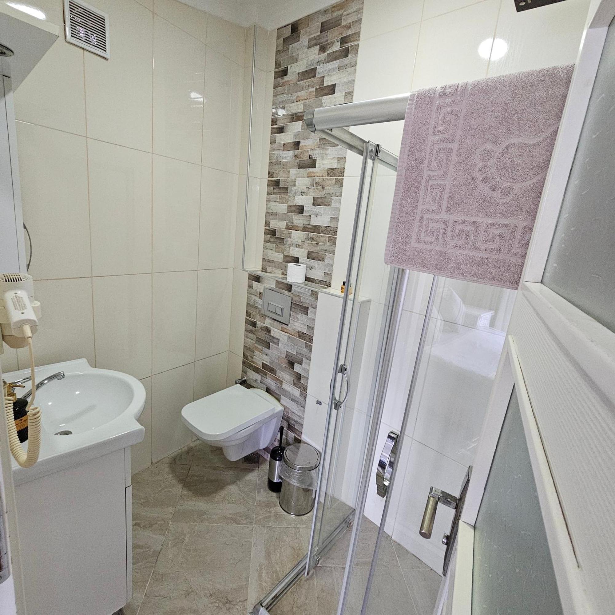 Hotel Bude Ortakoey